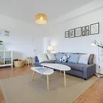 דירה Alethea's Sea View *