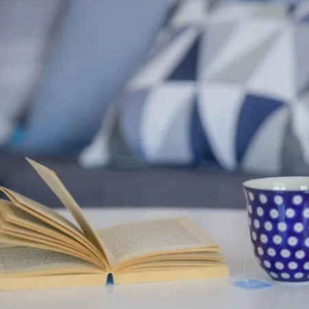 Alethea's Sea View Apartmán