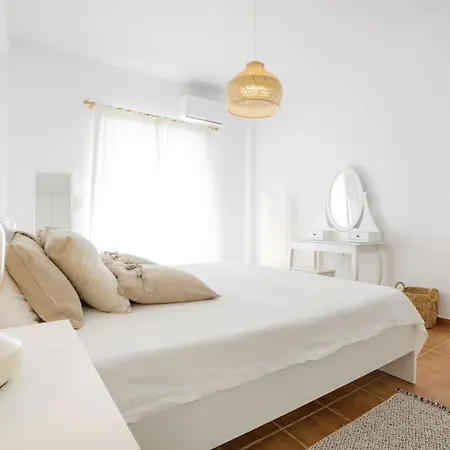 Alethea's Sea View *