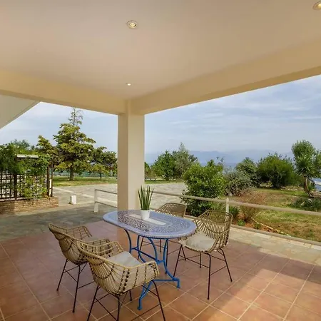 Alethea's Sea View *