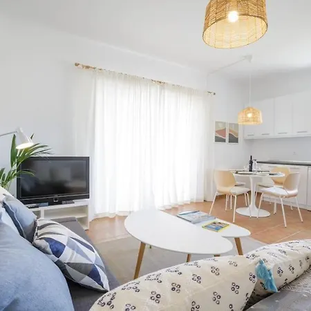 Alethea's Sea View *