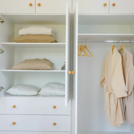 Alethea's Sea View *